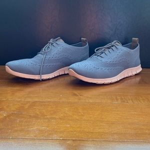 Cole Haan Womens Zerogrand Wingtip Oxford Gray Pink Size 10 EUC